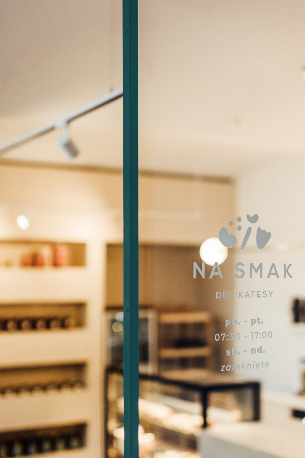 NA SMAK delikatesy - Joanna Kubieniec i Katarzyna Długosz - Biuro architektoniczne w Katowicach