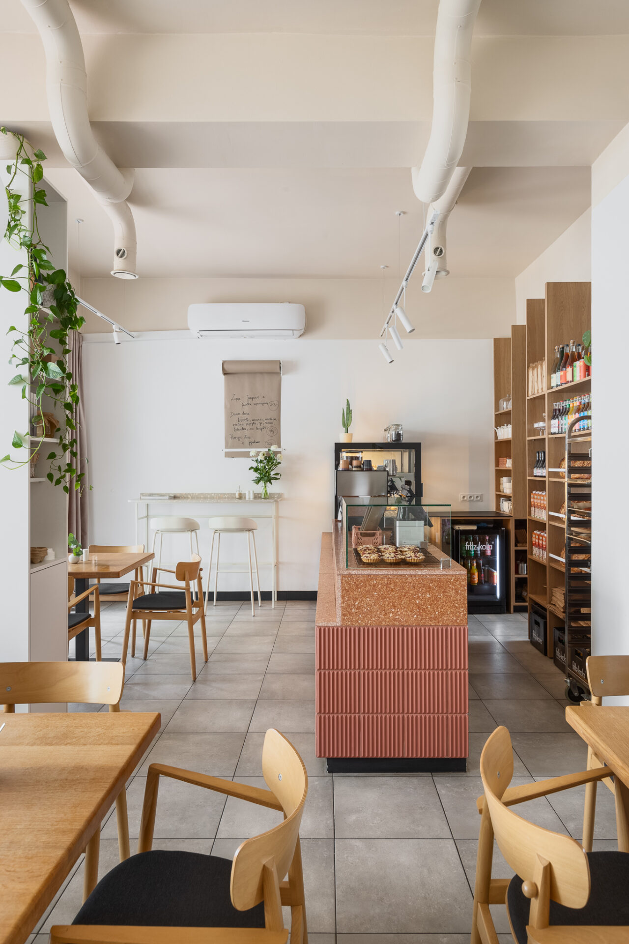 Lokalizacja Bistro - Joanna Kubieniec i Katarzyna Długosz - Biuro architektoniczne w Katowicach