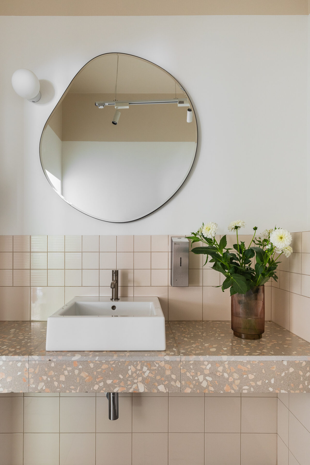 Lokalizacja Bistro - Joanna Kubieniec i Katarzyna Długosz - Biuro architektoniczne w Katowicach